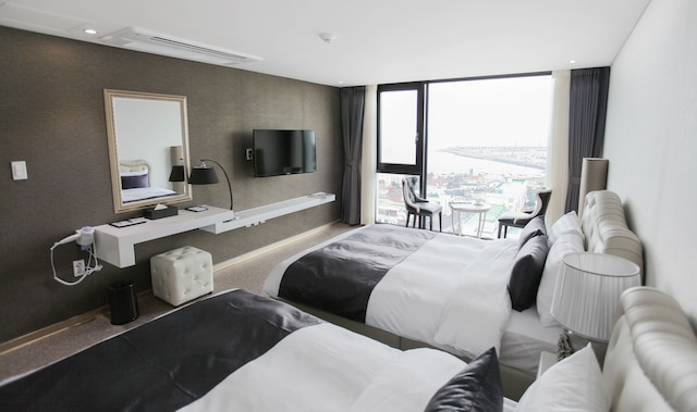 アインス ホテル