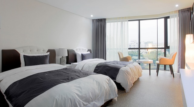 アインス ホテル