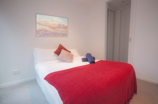 カールソン CBD アパートメンツ