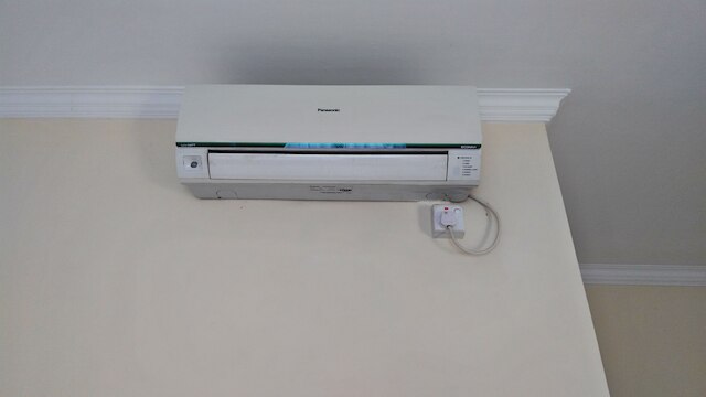 ニョマン バドリ ホームステイ