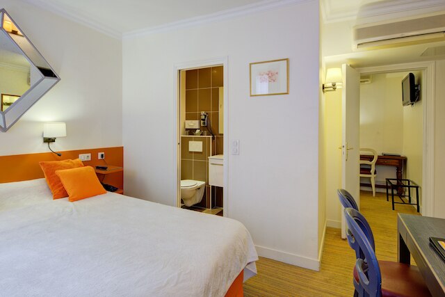 オテル ラ サンギンヌ