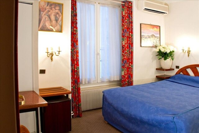 オテル ラ サンギンヌ