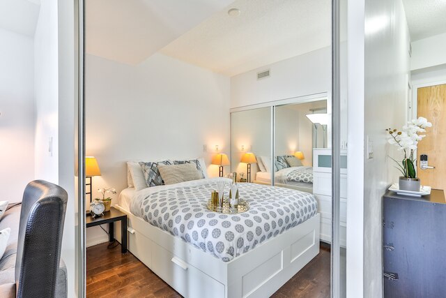 シティ ビュー ハイライズ コンド