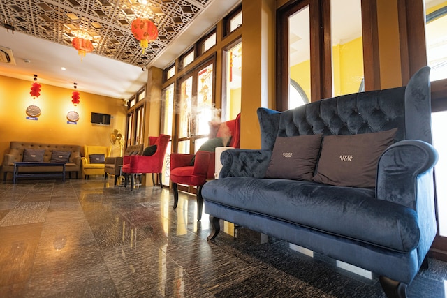 リバービュー レジデンス