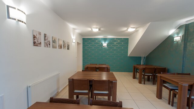 ホテル ガルニ ポッド スカルコウ