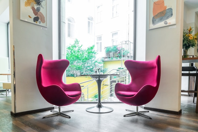 ホテル ラトハウス ワイン & デザイン