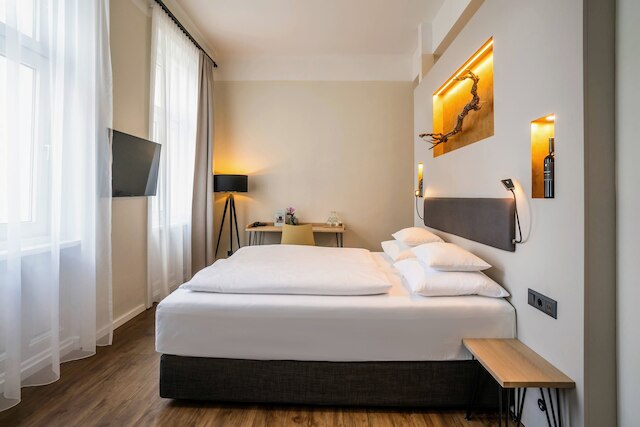 ホテル ラトハウス ワイン & デザイン