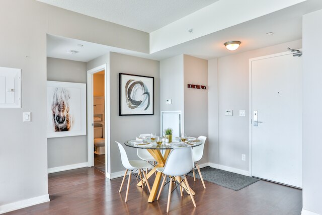 リバティ ビレッジ コンドア W パーキング