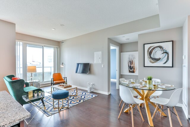 リバティ ビレッジ コンドア W パーキング