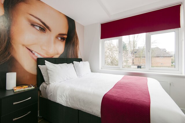 ウェンブリー パーク ホテル