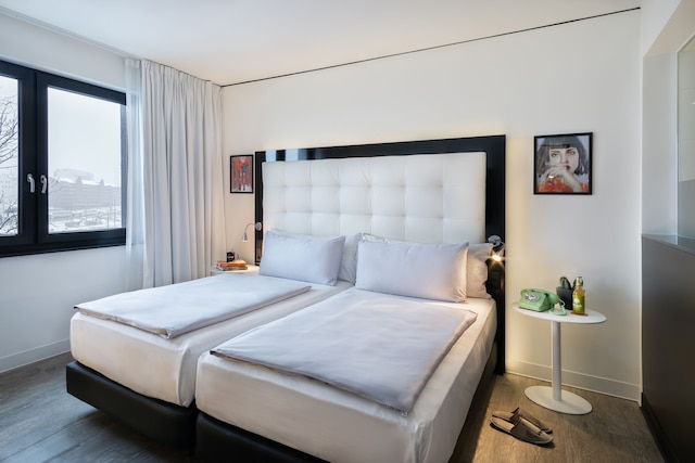 インサイド バイ メリア ハンブルク ハーフェン