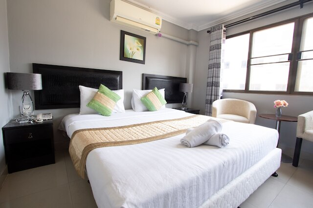 Q&D スイート マンション 3