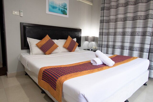 Q&D スイート マンション 3