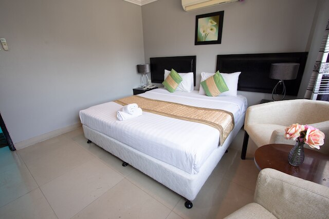 Q&D スイート マンション 3