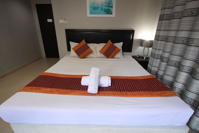 Q&D スイート マンション 3