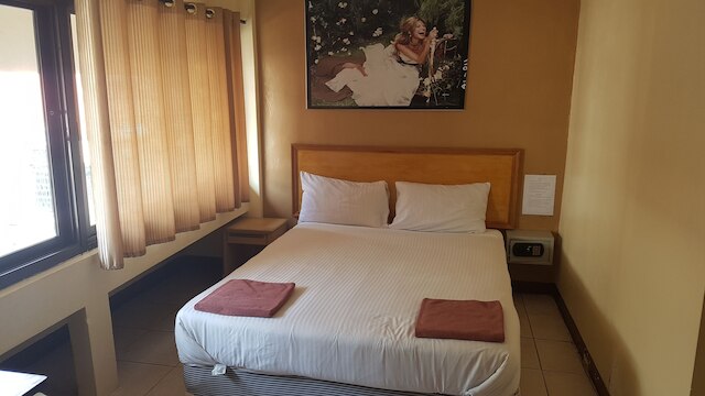 サンドマン ホテル アンド スポーツ バー