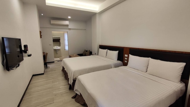 ライン ナンワン (樂逸行旅南灣館)