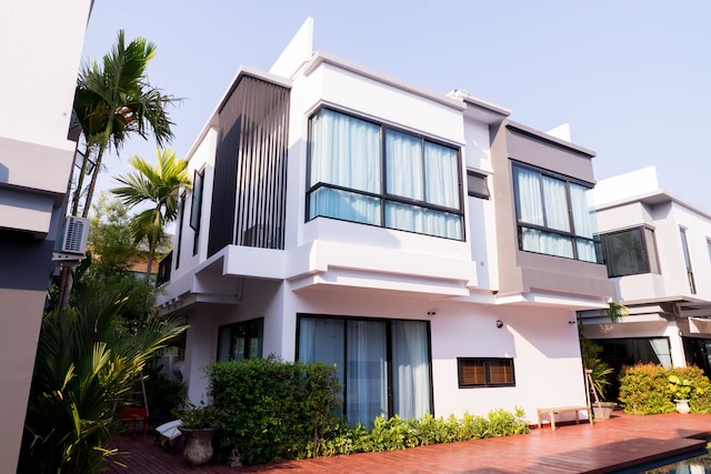 シック ヴィラ 6