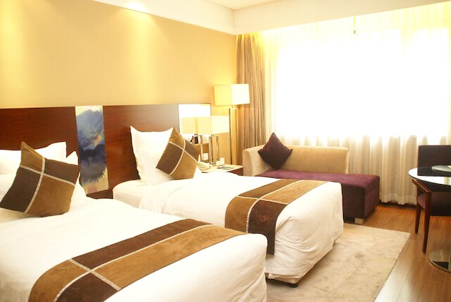 西安チュージャン ホテル (曲江百事特威酒店)