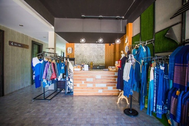 アナンタヤ ホーム プレー