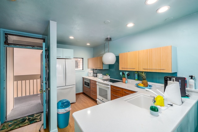 コナ バリ カイ 317 - オーシャンフロント 2 ベッドルーム コンド バイ レッドオーニング