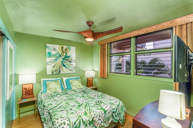 コナ バリ カイ 317 - オーシャンフロント 2 ベッドルーム コンド バイ レッドオーニング