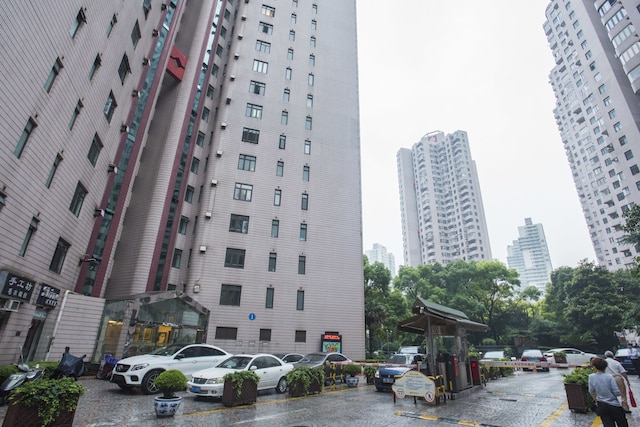 ゴーネイティブ ダウンタウン アパートメント ティエンツーファン (上海 GoNative 班瑪家住宿田子坊店)
