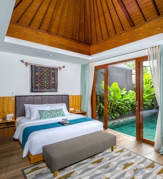 S18 バリ ヴィラズ