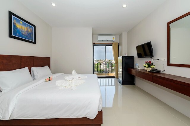 ザ トパーズ レジデンス