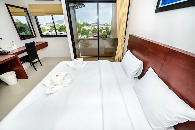 ザ トパーズ レジデンス