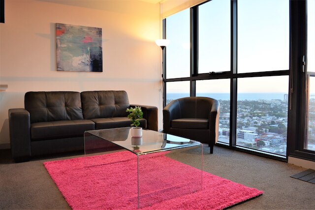 ロイヤル ステイズ アパートメンツ クラレンドン ストリート