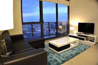 ロイヤル ステイズ アパートメンツ クラレンドン ストリート