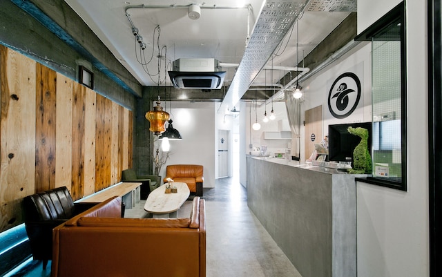 ニューワールドイン