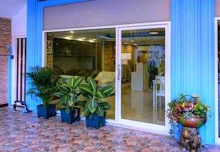 シヴニ レジデンス