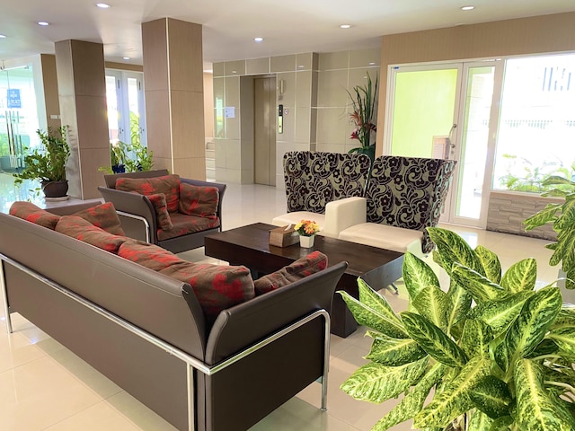 14 プレイス スクンビット スイーツ -  SHA Plus