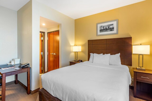 メインステイ スイーツ ニア デンバー ダウンタウン