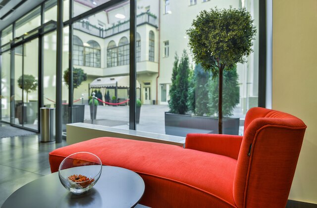 ホテル ガーデン コート