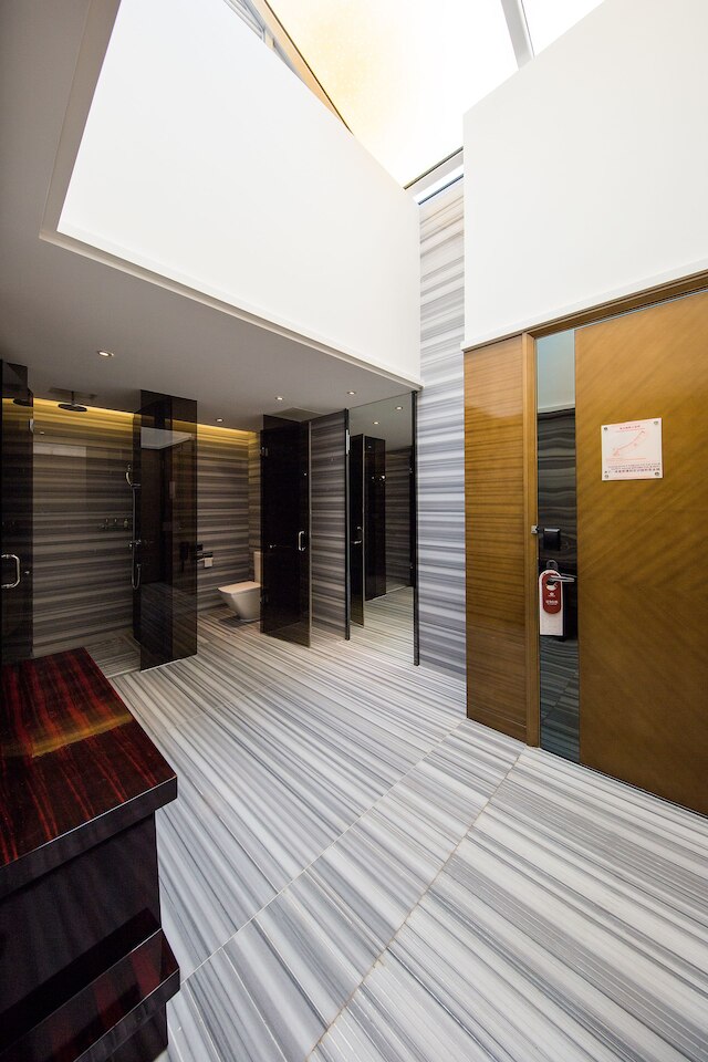 三亜ヴィサン ロイヤル ヨット ホテル (鸿洲国际游艇酒店)