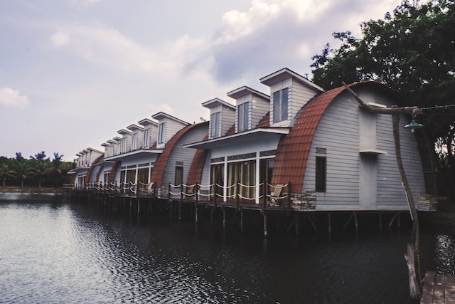 カナカ レイク ヴィラ