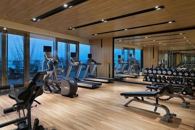 ハワード ジョンソン ヨット クラブ ホテル