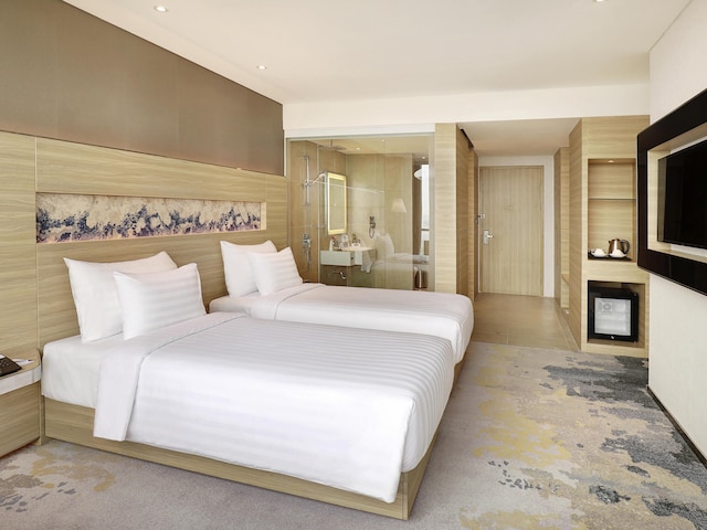 ノボテル サマトール スラバヤ ティムール