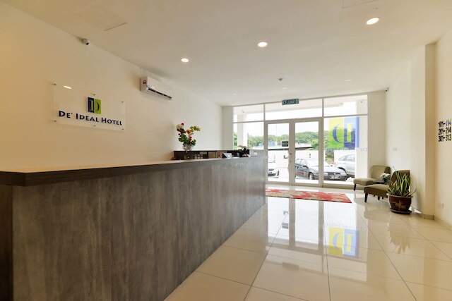 デ アイディアル ホテル