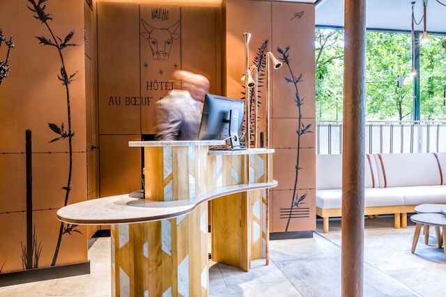 オテル レストラン オ ブフ クロンヌ