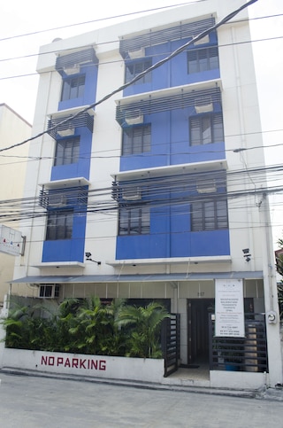 タラサ ホステル