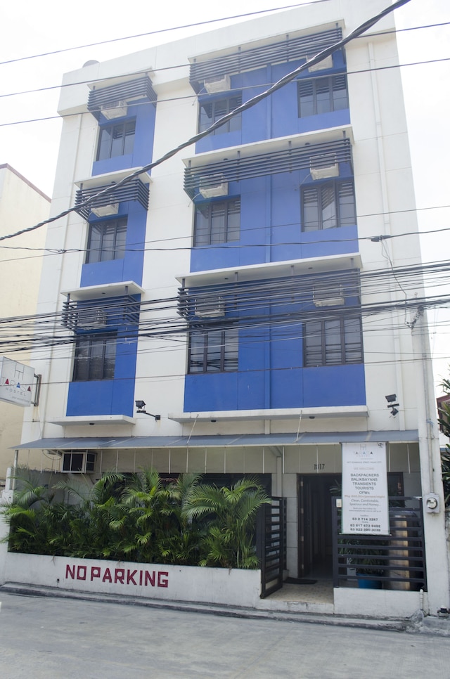 タラサ ホステル