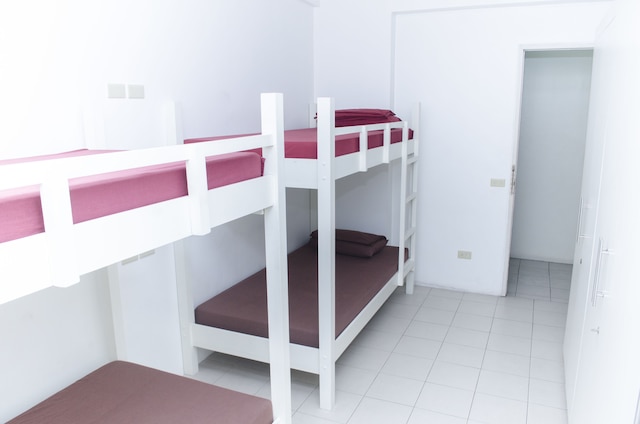 タラサ ホステル