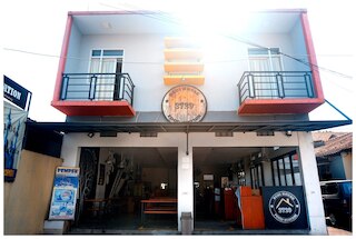 ブディ ハウス & フード ステーション