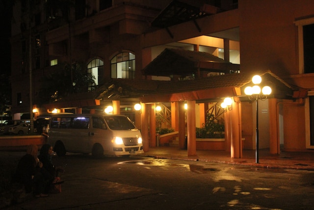 サンセット & シービュー バケーション コンドズ アット マリーナ コート リゾート コンド