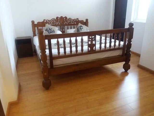 コロンボ シー ビュー アパートメント