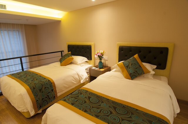 ホーム プラス スイート ホテル アンド アパートメント (紅璞禮遇武漢都市店)